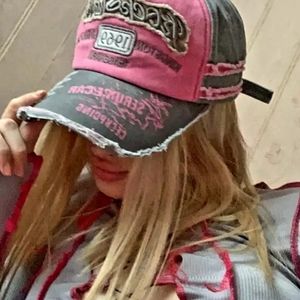 Womans baseball cap. Unisex . Adjustable.